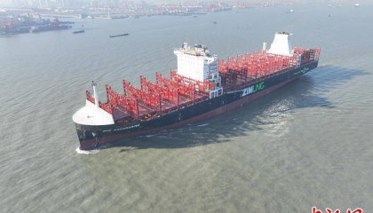 2024年长江江苏段及南通沿海共339.4万艘次船舶进出港