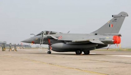 两国战机均未侵入对方领空 巴方公布对印回击细节