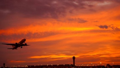 工地小伙初中毕业 靠晚霞预测获17万关注