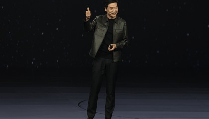 雷军：小米自研芯片采用第二代3nm工艺制程，累计研发投入已超135亿元