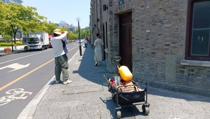 每天上百个“白娘子”和“小青”，西湖边汉服小姐姐大部分从这里走出来