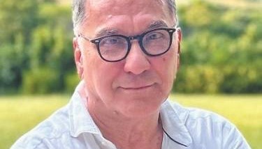 “维护先辈荣誉，捍卫二战历史真相”（伟大胜利·历史贡献）