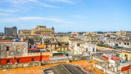 几乎所有盟友都反水，仅获一国支持，美遭遇耻辱性失败但拒绝改错