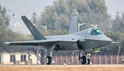 照片曝光！歼-35A究竟有多厉害？