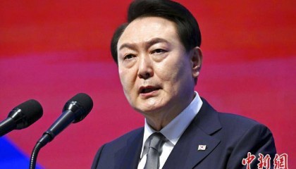 韩媒：韩公调处调查官在总统官邸与军方发生对峙