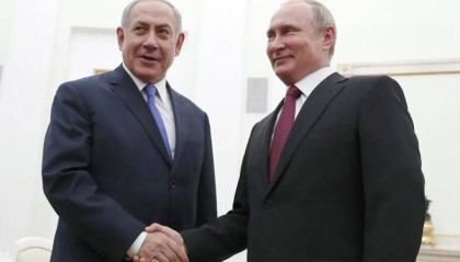 关键时刻，普京与内塔尼亚胡通话