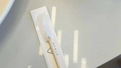 女子称在知名连锁酒店内用牙签，入口后猛然发现可能是别人用过的，店方回应