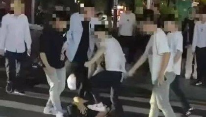 未成年人身份不是“违法护身符”！3名少年纠集多人聚众斗殴，检察院批准逮捕