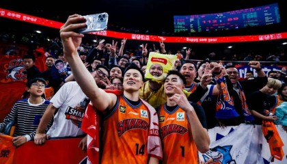 “惹不起”的上海男篮又有了新目标！