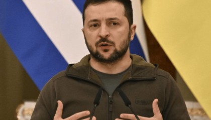 意料之外，美媒曝了个底朝天！原来不止对乌军援，背后真相不简单