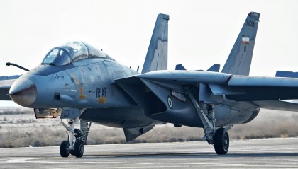 激战1小时，伊朗F-14锁定F-35！20亿欧元资金到位，购买歼-10还来得及吗？