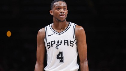 福克斯续约引来骂声一片 沉稳如马刺这次为何冲动了？