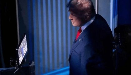 一夜之间，哈里斯丑闻传遍全球！最后时刻，特朗普将彻底翻身？