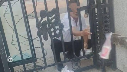 河北石家庄一学校工作人员扔学生外卖？教育局：正调查核实