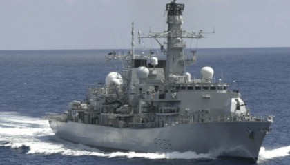 台海局势要变天了？美通过涉台法案，话音刚落，福建舰穿越台海南下，解放军官宣大动作