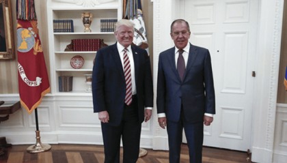 奉陪到底！63岁奥巴马重出江湖，特朗普被催下台，中方早把话说开