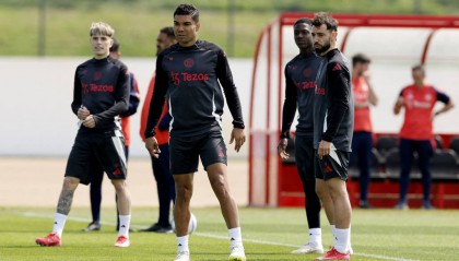 曼联“抬价联”再出手？曝三大巨星接近加盟！红魔球迷的春天要来了？