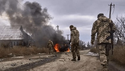 局势失控！被“踢出”停火谈判桌后，欧洲紧急开会，乌克兰还有强援