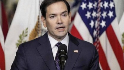 挂断中方电话后，特朗普像变了个人，北京阅兵典礼该不该给他留个座？美国有求于中国