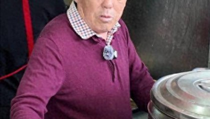 南京一大叔靠卖鸡蛋饼年入7位数，在省会买4套房，门店被女婿继承