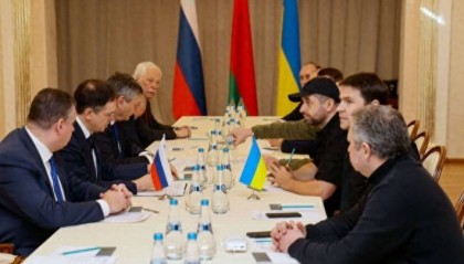 乌克兰宣布停止对俄谈判，至少到年底！俄方指责乌方缺少诚意，特朗普离和平奖更远了