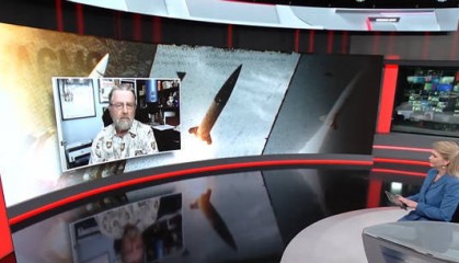 美国中央情报局前分析师：拜登就像“自杀式炸弹袭击者”