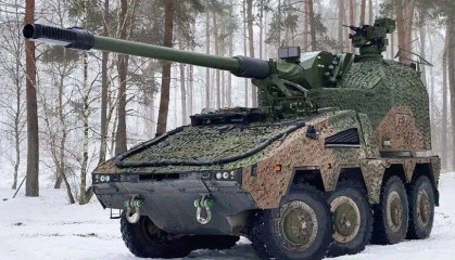 德国宣布将向乌克兰提供54辆RCH，155自行榴弹炮，乌军炮兵损失惨重