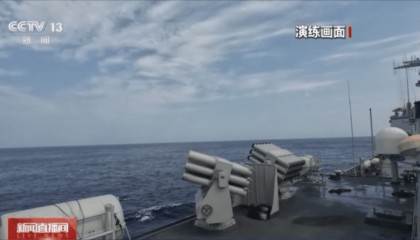 近距离看干扰弹发射瞬间！海军第47批护航编队开展多课目实战化训练