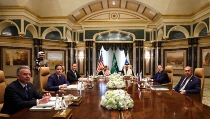 美媒泼冷水：特朗普政府意在挑拨中俄关系，但这一策略可能会分裂西方