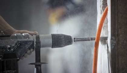 一楼住户在物业眼皮底下挖出“两室一卫”，后果太严重