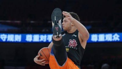上海男篮新王牌！他让人想起了当年CBA的“巨齿鲨”