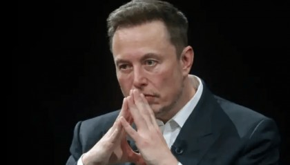 马斯克第一把火“烧大了”？培养4年的对华特工，身份全部曝光