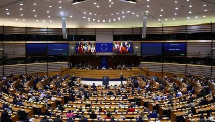 欧盟要变天了？冯德莱恩被逼辞职：只有这样才能给中国一个交代