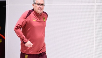 国足海口集训强度大 队员不达标伊万科维奇立即叫停