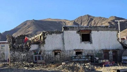 西藏定日县地震，为何造成百余人遇难？