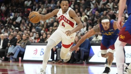 3周评估！猛龙主将右眼眶骨折 此前被约老师肘击面部