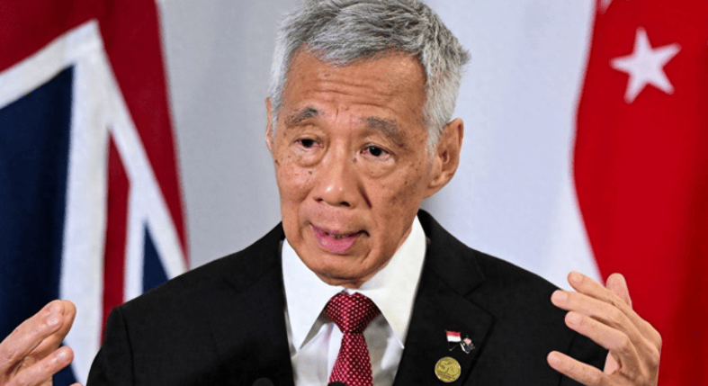 李显龙“打破沉默”，对中美关税战表态，新加坡的好日子到头了？