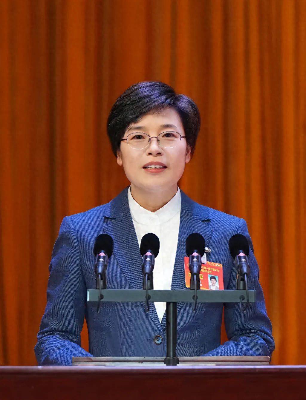 “75后”遂宁市长刘会英，调任四川省人社厅党组副书记