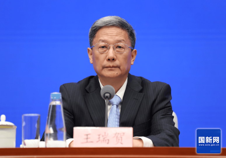 民营经济促进法共有26处使用了“平等”“公平”“同等”的表述