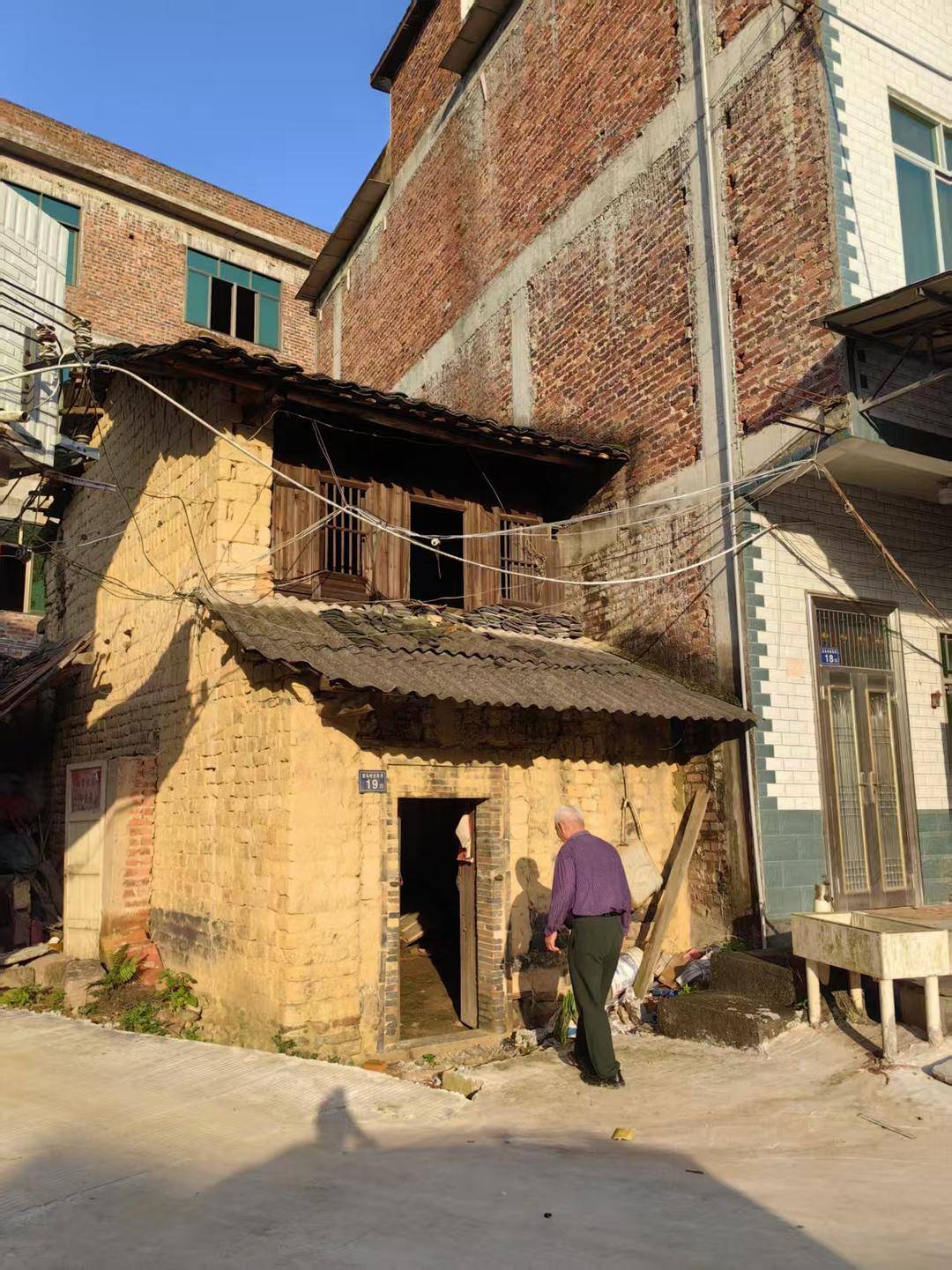 福建一男子被控杀害3人服刑20年 释放后申诉无罪被驳回|封面深镜