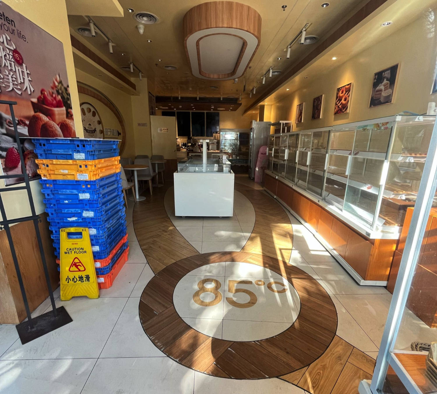 又一门店关闭,85度C北京仅剩一家门店!公司回应接连闭店系“汰换择优”,年底前将新增加盟店