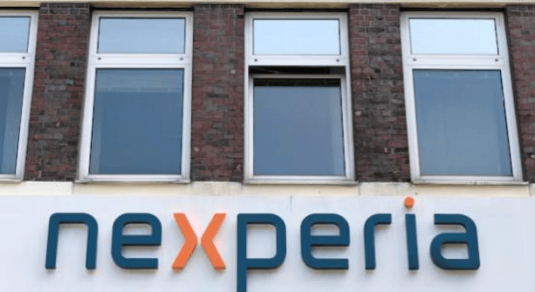 看到场面收不住了,荷兰终于着急了,用一切手段阻止中企转移业务