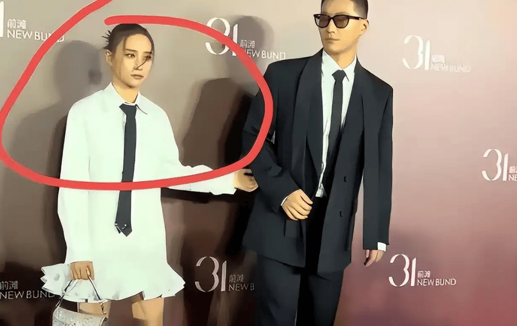 考古 | 何超莲窦骁双双辟谣离婚!两人感情生活引各方热议