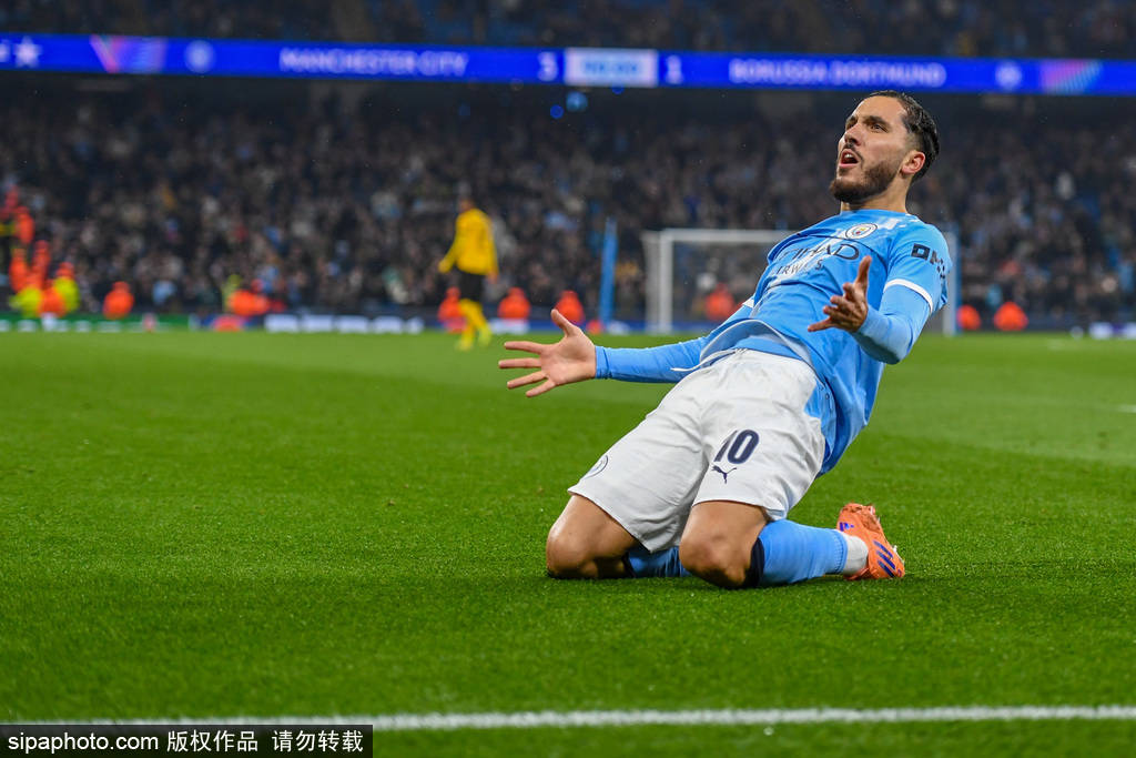 欧冠-哈兰德破门福登梅开二度 曼城4-1多特蒙德迎3连胜