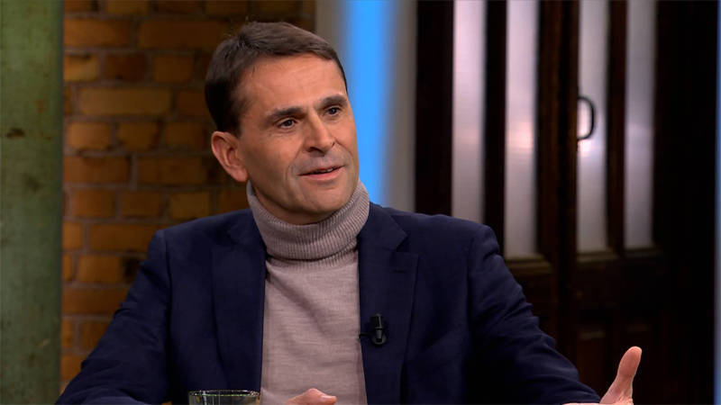 阿斯麦CEO就安世半导体事件表态:此事凸显供应链脆弱性,对话可防止争端升级